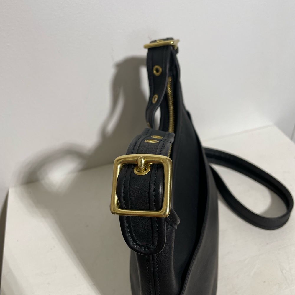 COACH LEGACY #9136 leather crossbody in Black - Picture 5 of 10